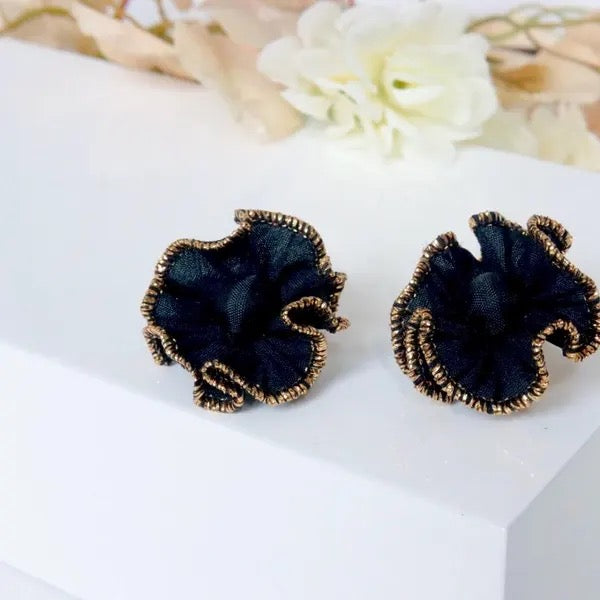 LOVE IN BLACK