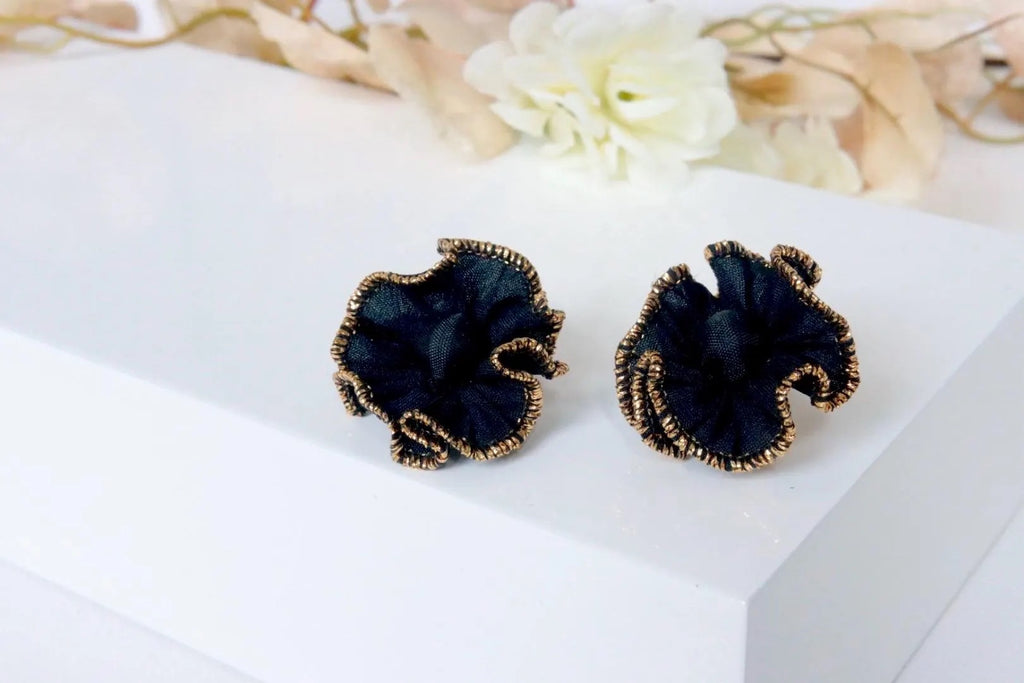 LOVE IN BLACK